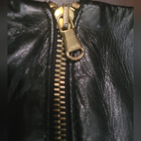 FENDI Mini Leather Skirt (Authentic) - Picture 4 of 11